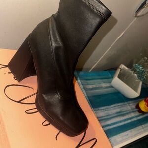 Wild Pair Black Heeled Boots